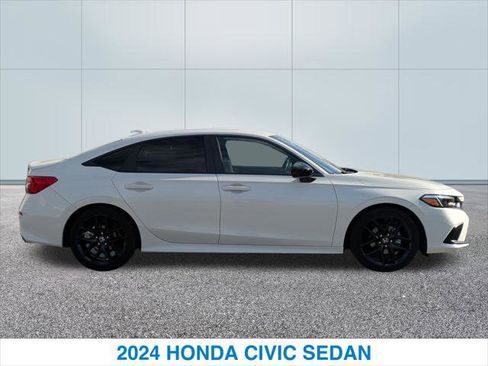 Certified 2024 Honda Civic Sport image 6