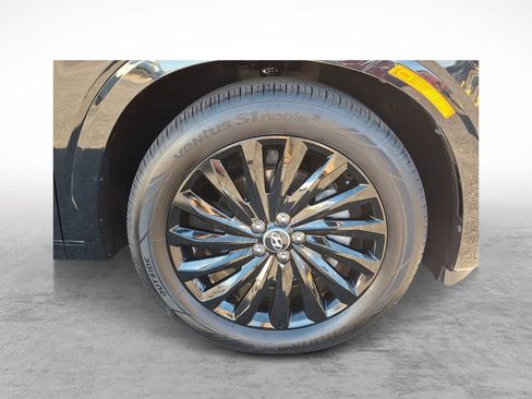 Used 2024 Hyundai Palisade Calligraphy image 9