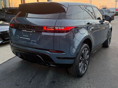 Used 2024 Land Rover Range Rover Evoque Dynamic SE image 5