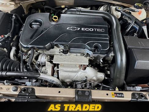 Used 2018 Chevrolet Malibu LT FWD image 30