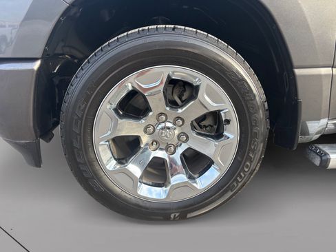 Used 2019 RAM 1500 Big Horn AWD/4WD image 9