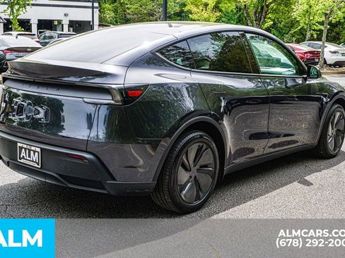 Used 2026 Tesla Model Y 2WD image 6