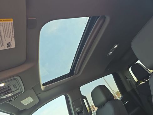 New 2026 Chevrolet Silverado 1500 LTZ w/ LTZ Premium Package AWD/4WD image 30