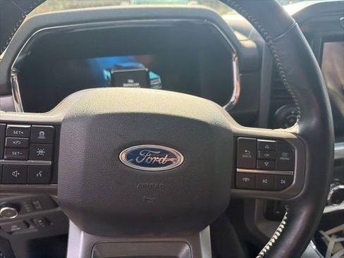 Used 2021 Ford F150 Lariat w/ Equipment Group 502A High image 31
