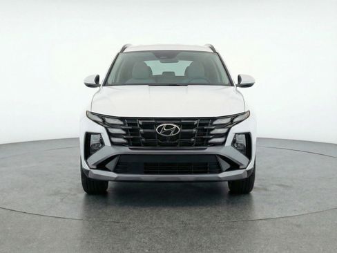 Used 2025 Hyundai Tucson SEL image 2