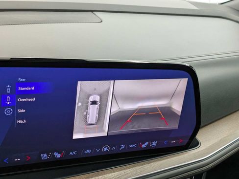 Used 2025 Chevrolet Suburban High Country w/ Sun And Tow Package image 30