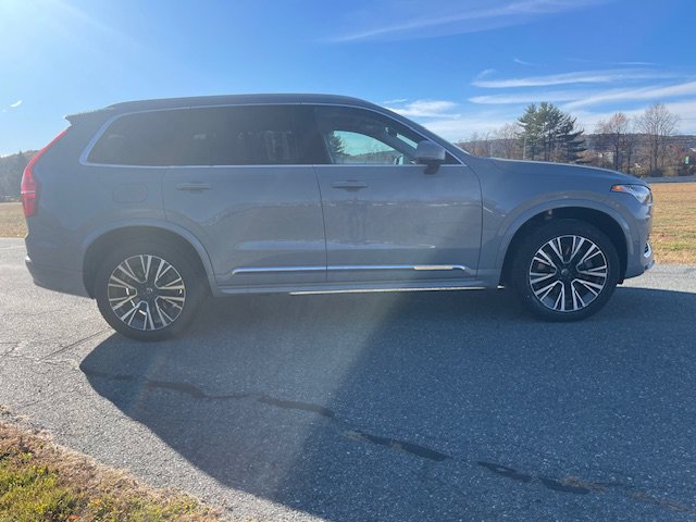 Used 2024 Volvo XC90 T8 Plus AWD/4WD image 6