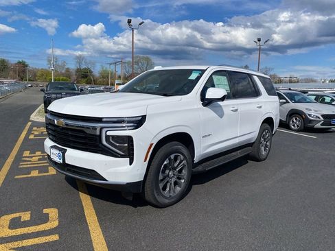 New 2026 Chevrolet Tahoe LS AWD/4WD image 6