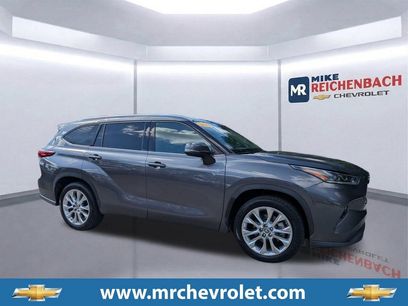 Used 2021 Toyota Highlander Limited