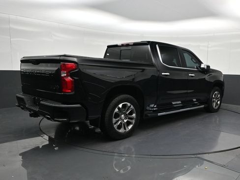 Used 2024 Chevrolet Silverado 1500 High Country w/ Technology Package AWD/4WD image 5