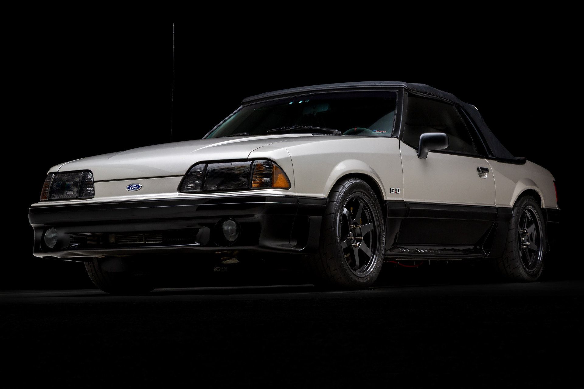 Used 1990 Ford Mustang GT RWD image 11