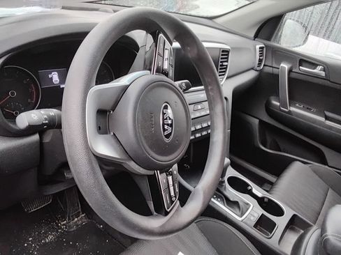 Used 2021 Kia Sportage LX image 7