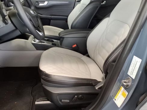 New 2024 Ford Escape SE w/ PHEV Premium Package image 13