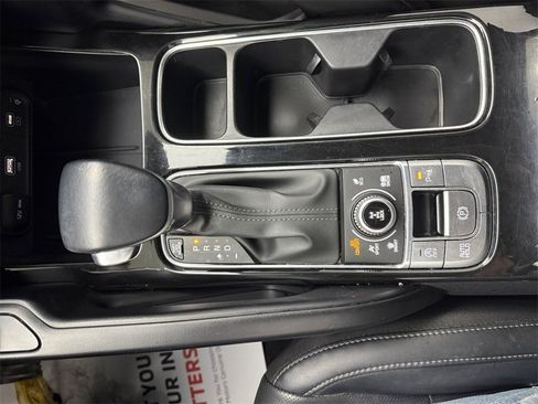 Used 2024 Kia Telluride S w/ S Sunroof Package image 21