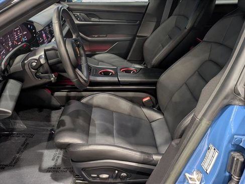 Used 2022 Porsche Taycan 4 Cross Turismo AWD/4WD image 16