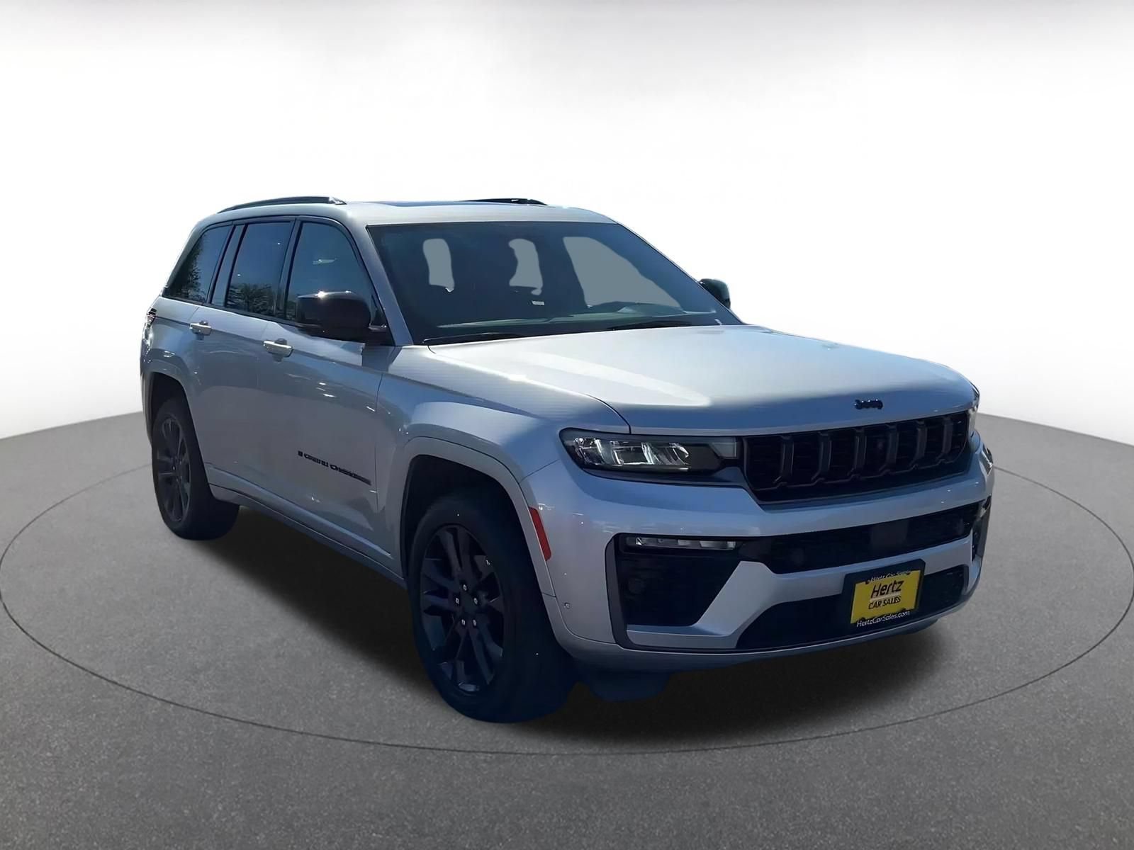 Used 2026 Jeep Grand Cherokee Limited AWD/4WD image 3