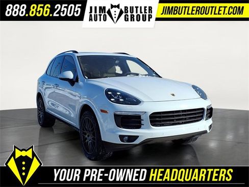 Used 2017 Porsche Cayenne Platinum Edition image 5