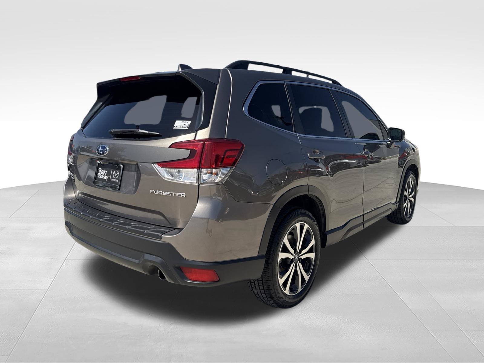 Used 2021 Subaru Forester Limited w/ Popular Package #3 AWD/4WD image 5