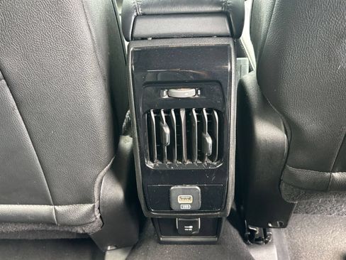 Used 2025 Jeep Compass Limited AWD/4WD image 23