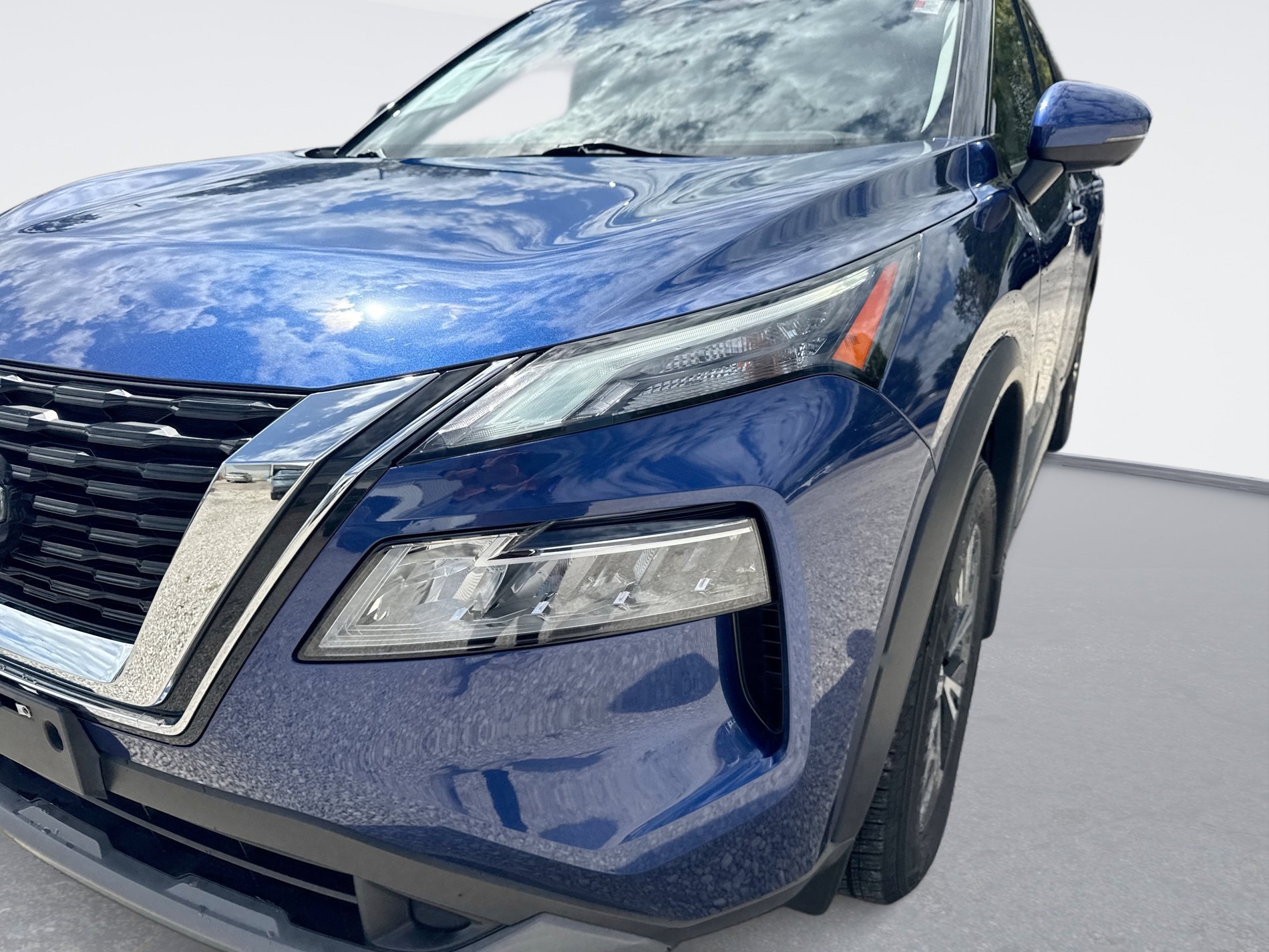 Used 2021 Nissan Rogue SV AWD/4WD image 10