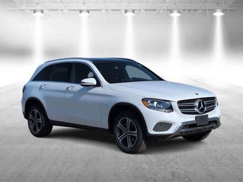Used 2018 Mercedes-Benz GLC 300 GLC 300 image 2