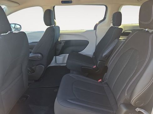 Used 2021 Chrysler Voyager LX w/ Cold Weather Group image 14