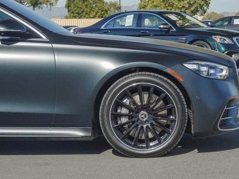 New 2022 Mercedes-Benz S 580 4MATIC Sedan image 9