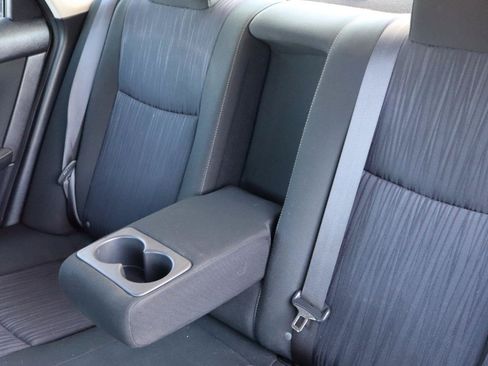 Used 2019 Nissan Sentra SV FWD image 17