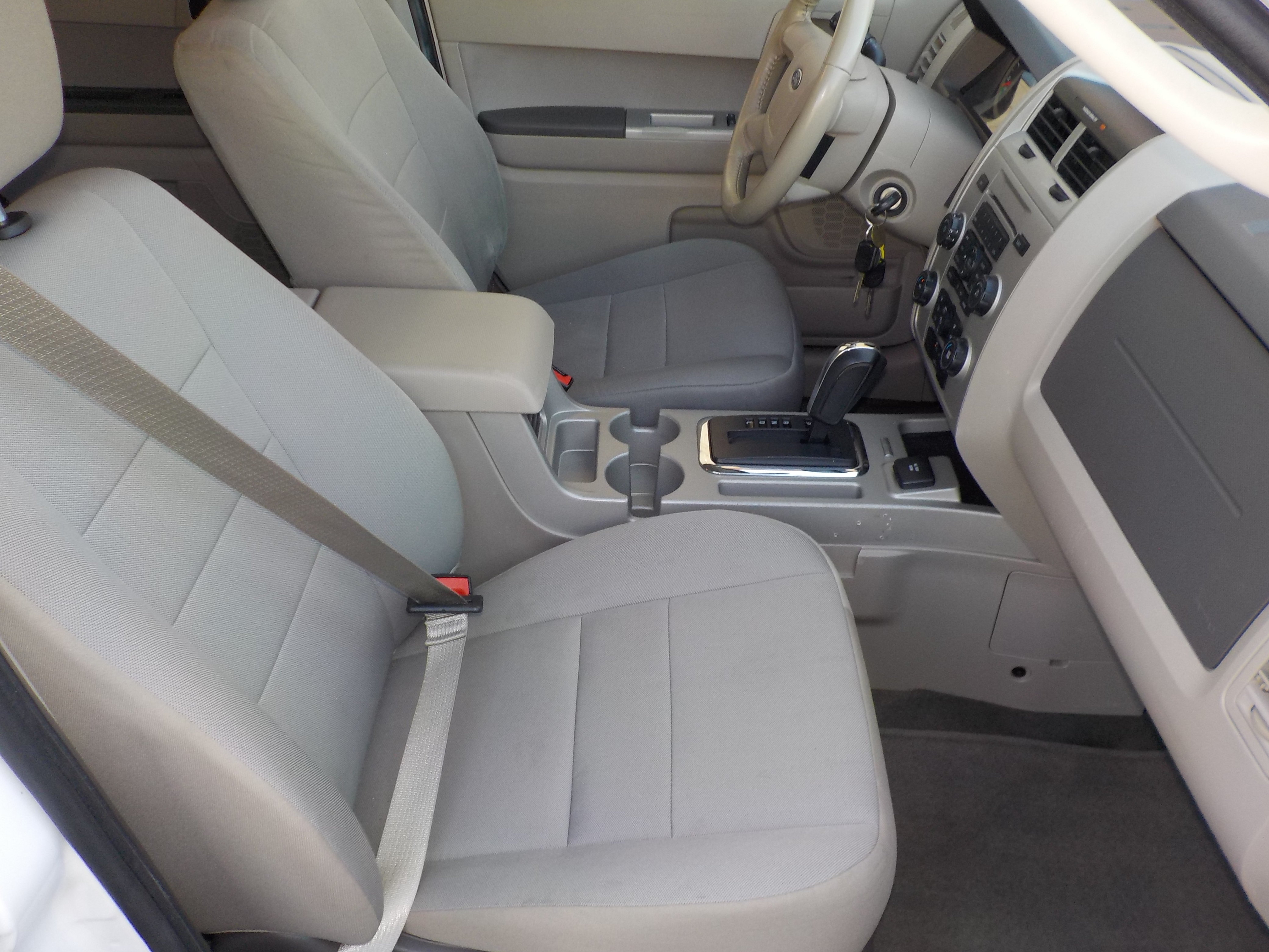 Used 2012 Ford Escape FWD Hybrid image 27