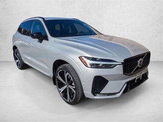 Used 2022 Volvo XC60 B5 R-Design w/ Advanced Package video 3