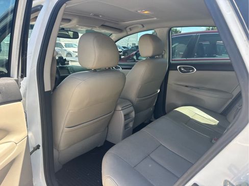 Used 2015 Nissan Sentra SL w/ SL Premium Package FWD image 7