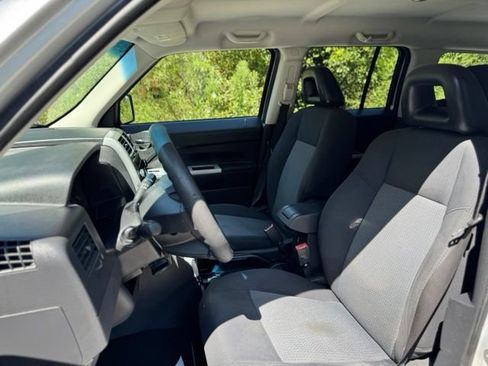 Used 2008 Jeep Patriot Sport AWD/4WD image 10