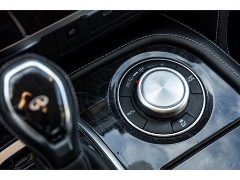 Used 2024 INFINITI QX80 Luxe image 28