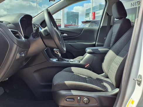 Used 2024 Chevrolet Equinox LT image 23