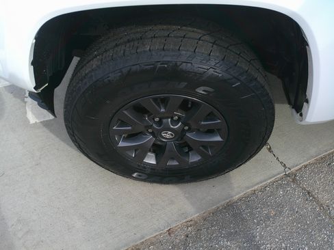 Used 2023 Toyota Tacoma SR5 image 16