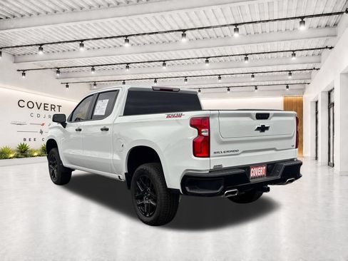 Used 2025 Chevrolet Silverado 1500 LT Trail Boss w/ Protection Package AWD/4WD image 8