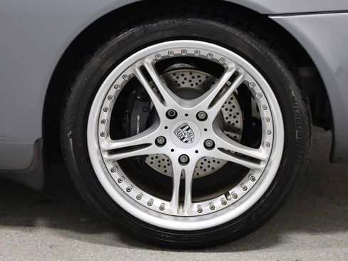 Used 2001 Porsche 911 Carrera image 35