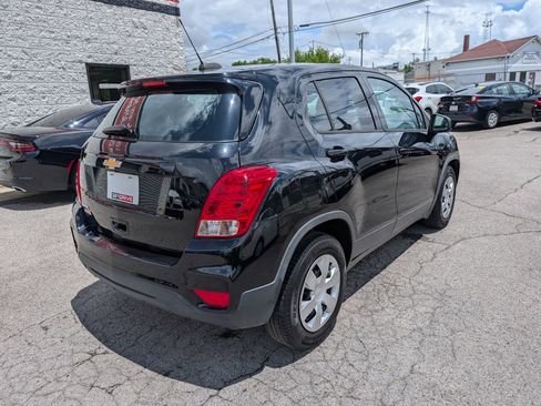 Used 2019 Chevrolet Trax LS FWD image 6