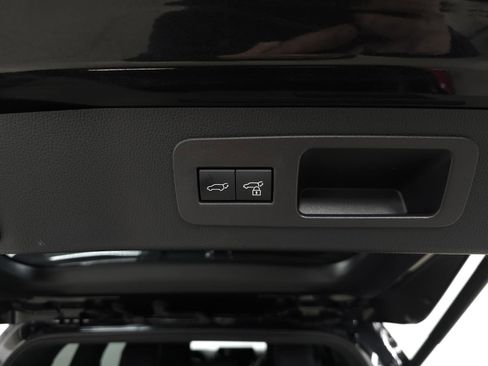 Used 2023 Lexus LX 600 4WD w/ Appearance Package image 10