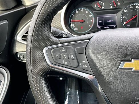 Used 2025 Chevrolet Malibu LT image 18