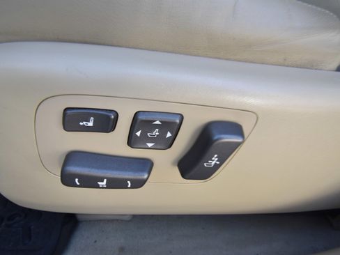 Used 2008 Lexus LS 460 L image 16