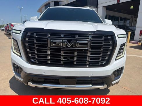 Used 2026 GMC Yukon Denali Ultimate AWD/4WD image 17