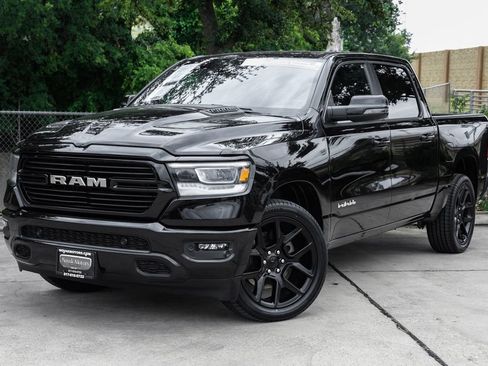 Used 2023 RAM 1500 Laramie AWD/4WD image 11