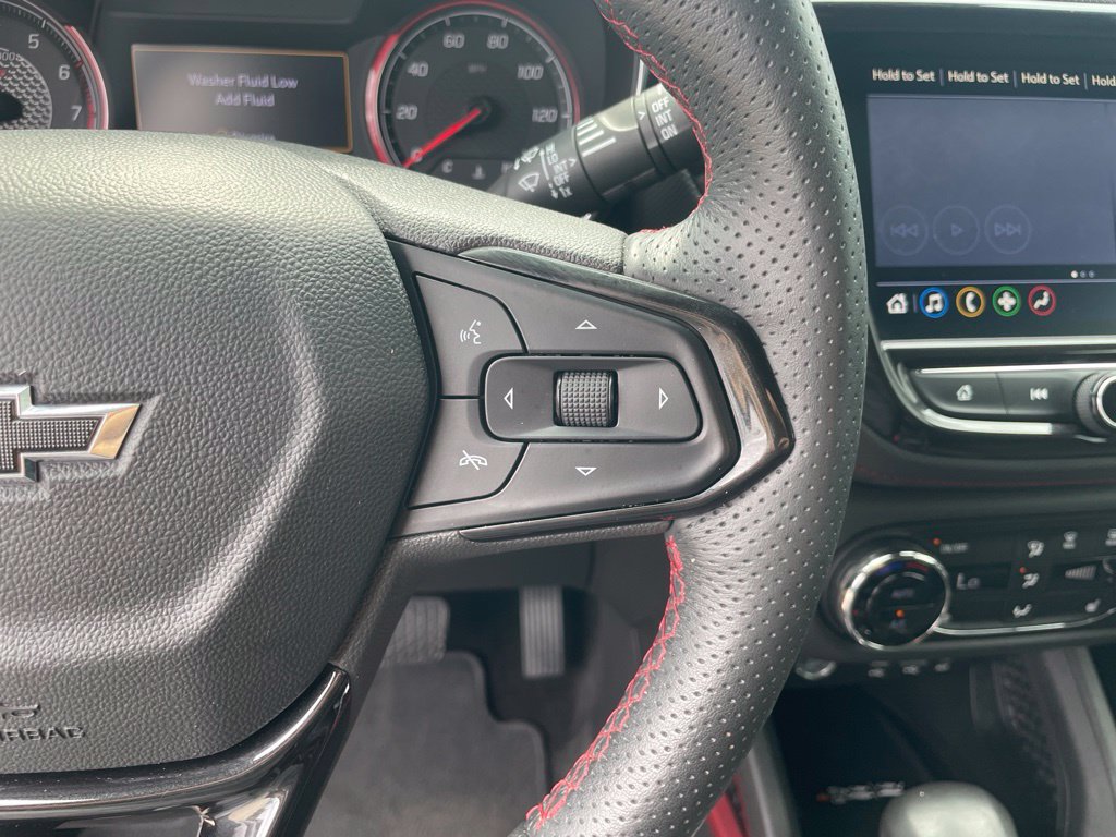 Used 2023 Chevrolet TrailBlazer RS w/ Sun and Liftgate Package FWD image 19