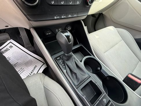 Used 2016 Hyundai Tucson SE w/ Option Group 02 AWD/4WD image 5