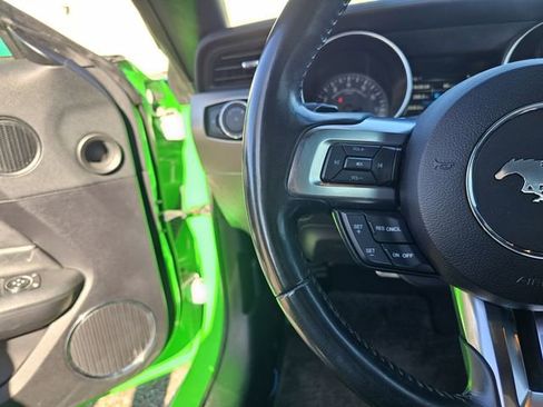 Used 2019 Ford Mustang GT Premium w/ Carbon Sport Interior Package image 20