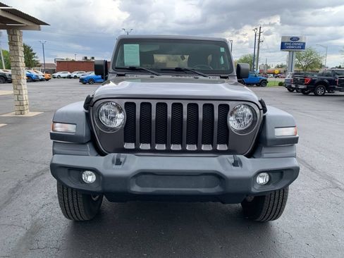Used 2020 Jeep Wrangler Sport AWD/4WD image 9