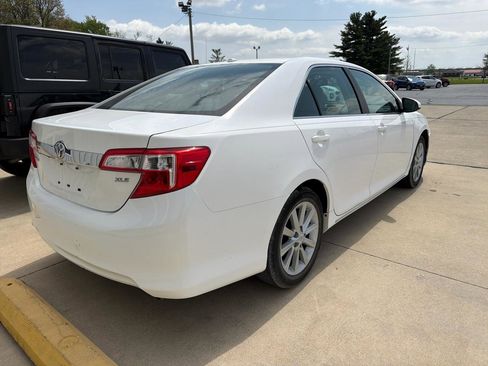 Used 2012 Toyota Camry XLE w/ Leather Pkg image 5