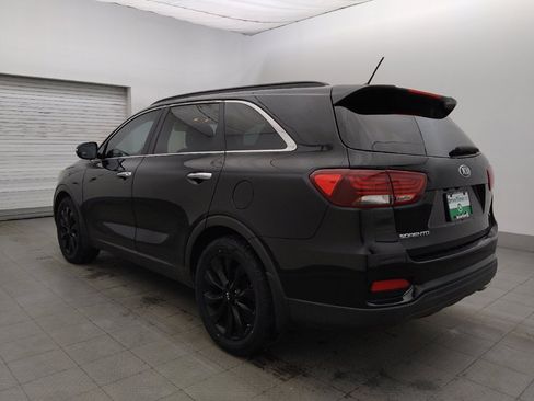 Used 2019 Kia Sorento S FWD image 3