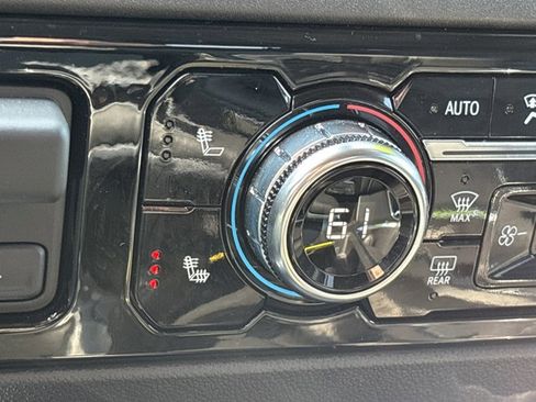 Used 2024 GMC Sierra 1500 Elevation w/ Elevation Premium Package image 43